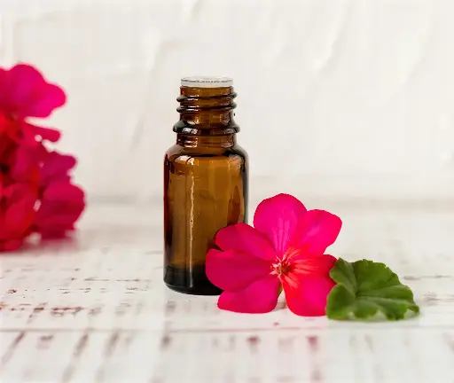 Geranium Essential Oil 10gram - زيت أساسي الجيرانيوم